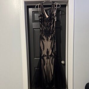 Cachet Black and Cream Lace Evening Gown